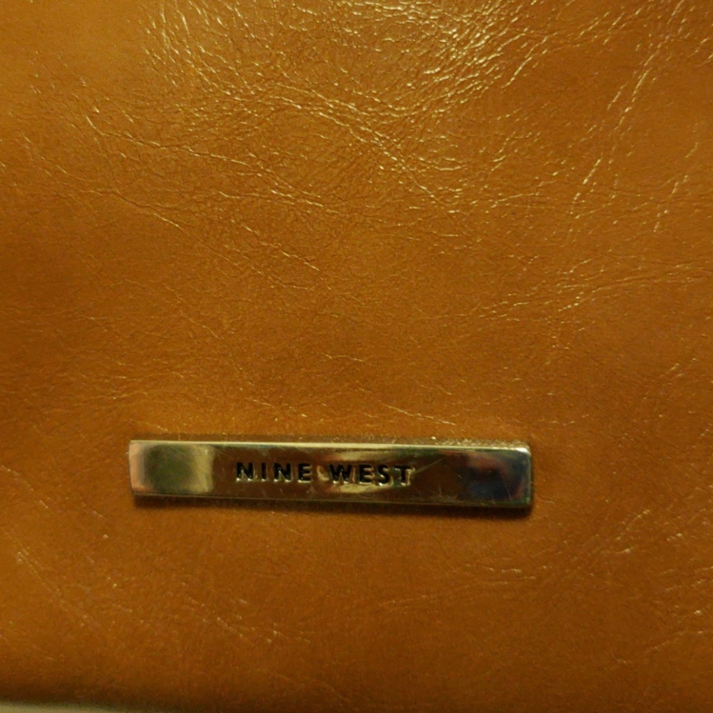 Nine west - Picture 2 of 2